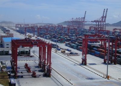 1. Shanghai // China (42 Mio. Container)