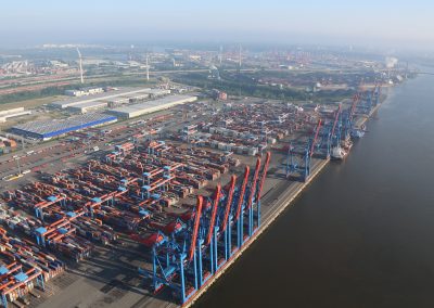 3. Hamburg // Deutschland (8,73 Mio. Container)